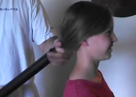 Video: Dad Uses Vacuum To Give Daughter Ponytail
