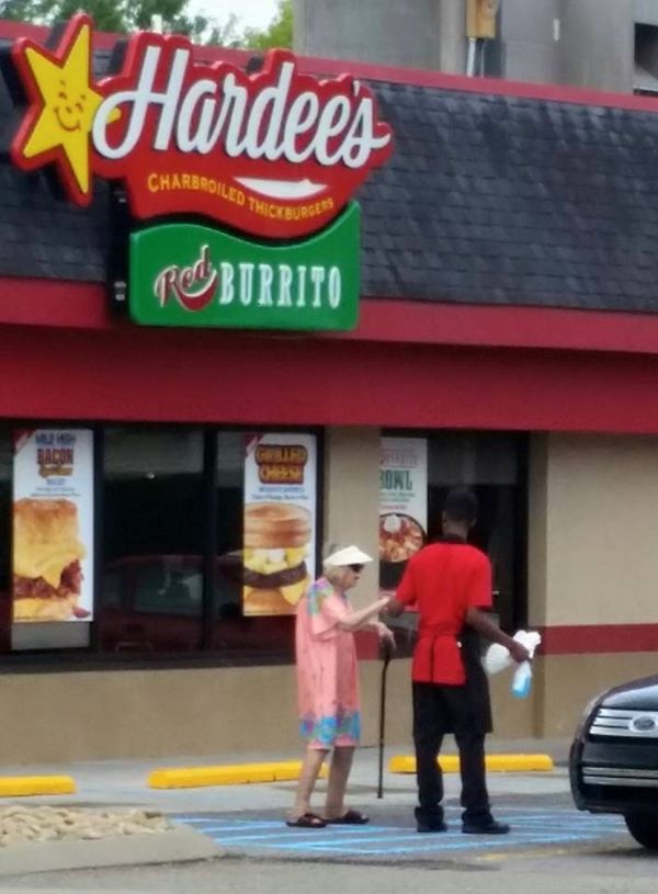Teen Worker’s Act of Kindness Goes Viral