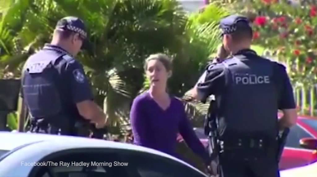Woman smashes dog pooh in police officer’s face