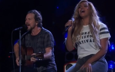 Video: Beyonce And Pearl Jam Cover Bob Marley In New York!